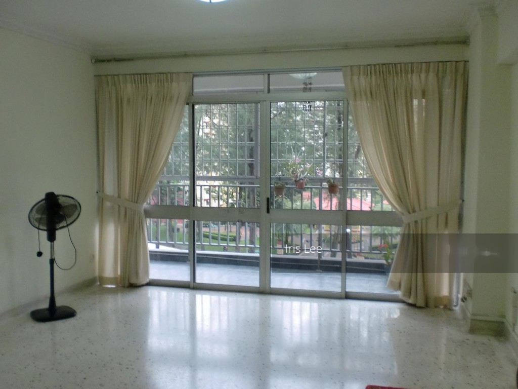Lakeside Apartments thumbnail photo